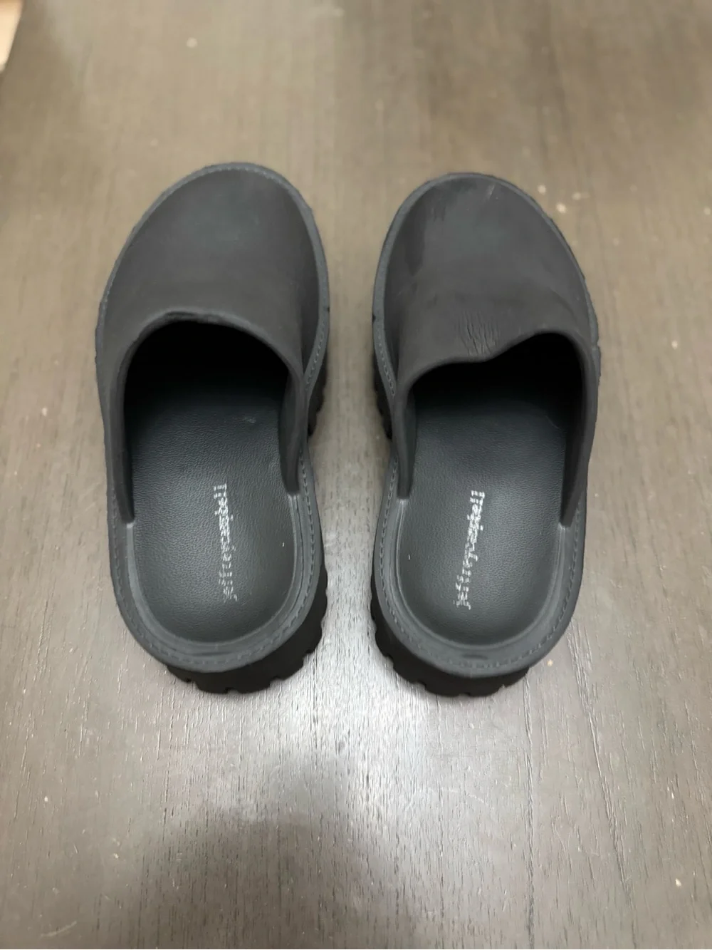 Jeffery Campbell Black Platform Clogs 8  size W7